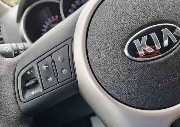 Kia Venga cena 29900 przebieg: 198000, rok produkcji 2015 z Annopol małe 232
